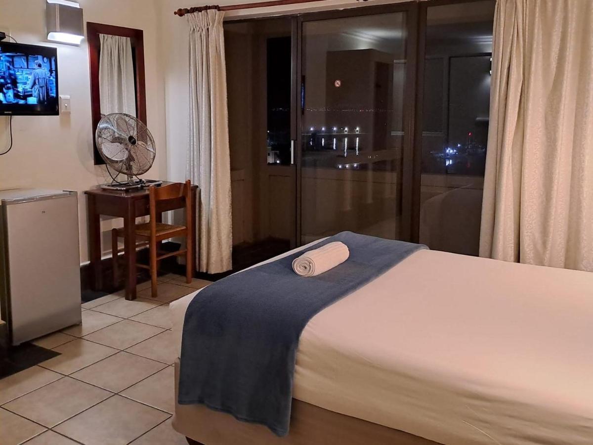 Green Door Guest House Mosselbaai Kamer foto