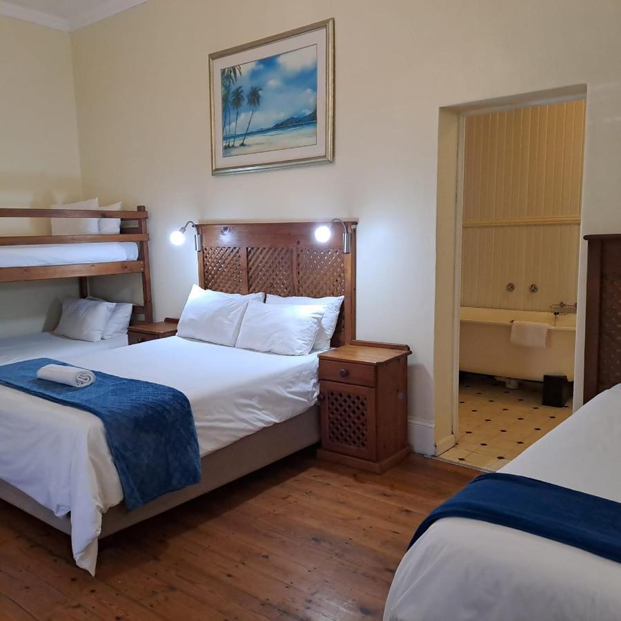 Green Door Guest House Mosselbaai Buitenkant foto