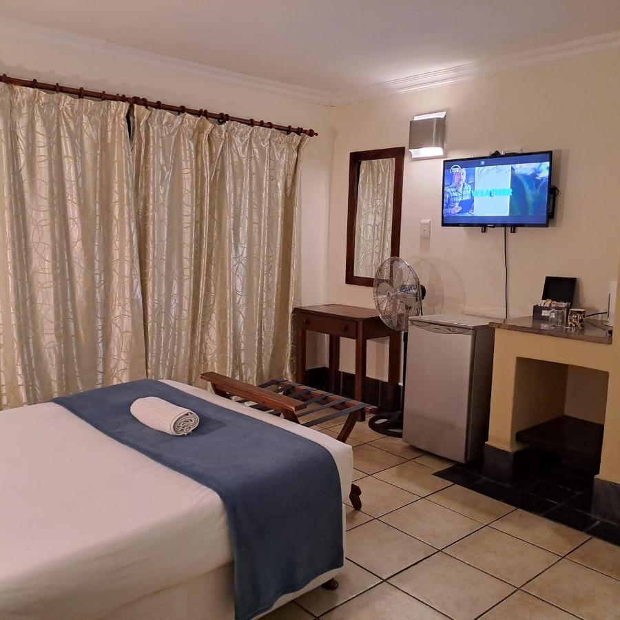 Green Door Guest House Mosselbaai Buitenkant foto